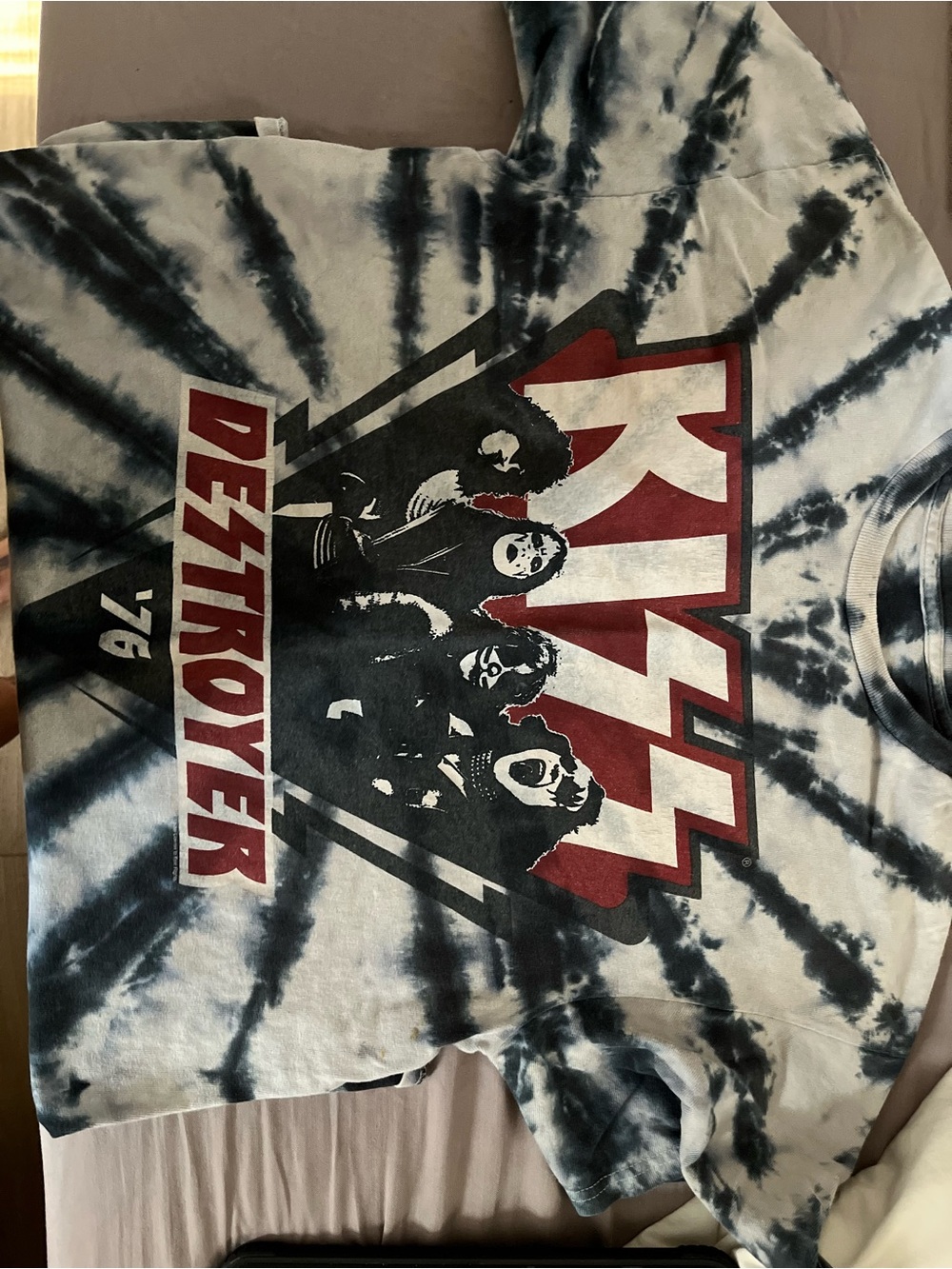 Kiss Tie-Dye Graphic Tee in Black, White & Red